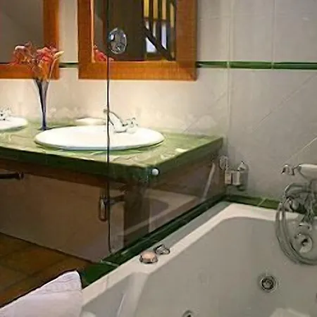 Mas Vilalonga Petit 4*